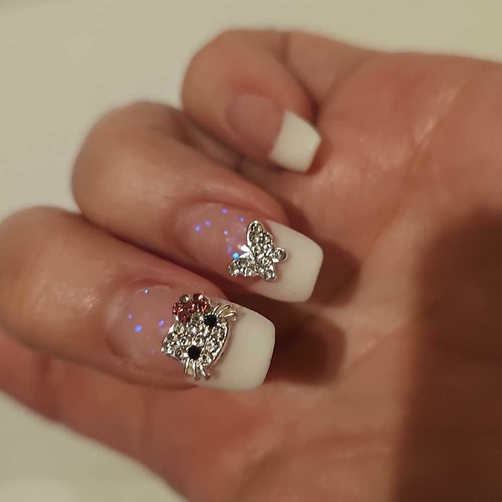 Rhinestone 7-Silver Butterflies and 10-Hello Kitties New Nail Ornaments